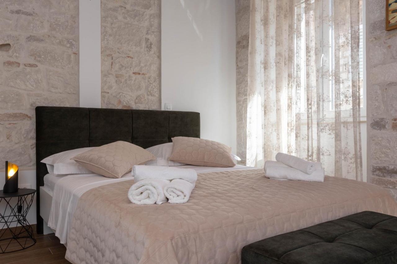 Luxury Rooms Rustic Chic Split Bagian luar foto
